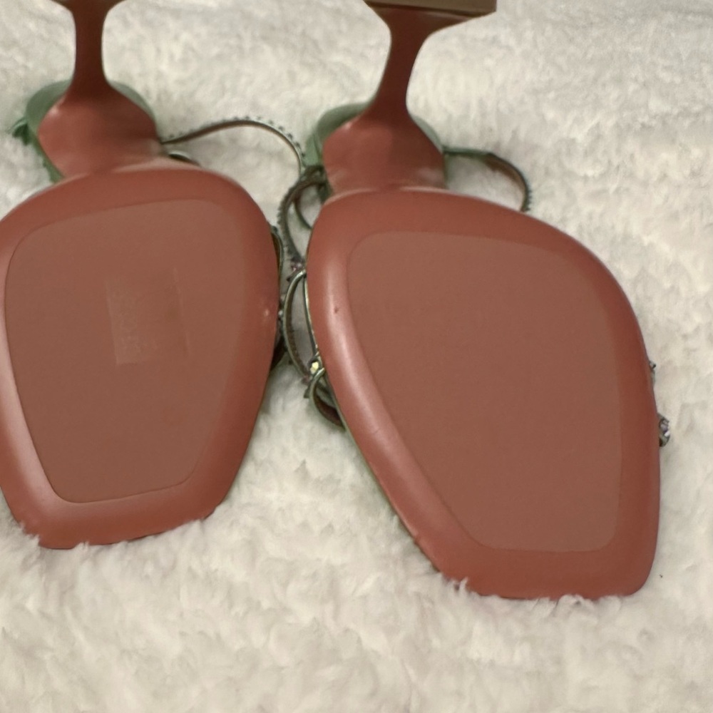 Sandals - Picture 7 of 9